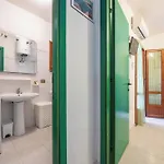 Nyaraló Smeraldo, Indipendente Con Giardino In Zona Residenziale