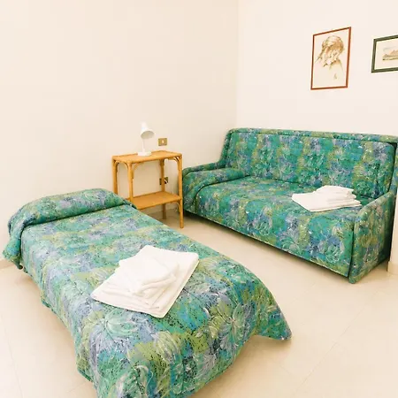 Smeraldo, Con Giardino A 5 Minuti A Piedi Dalla Prázdninový dům